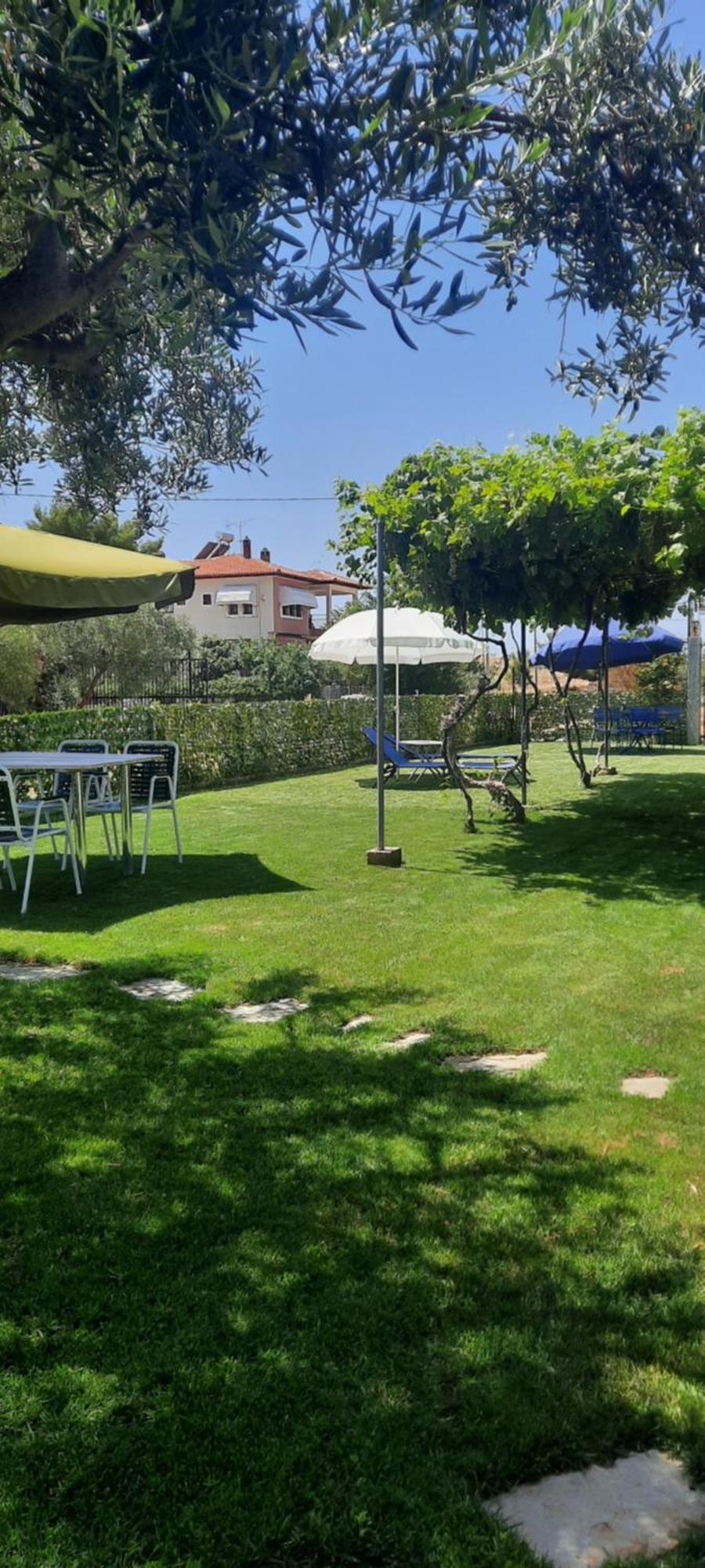 Bs Village Metamorfosi  Bagian luar foto